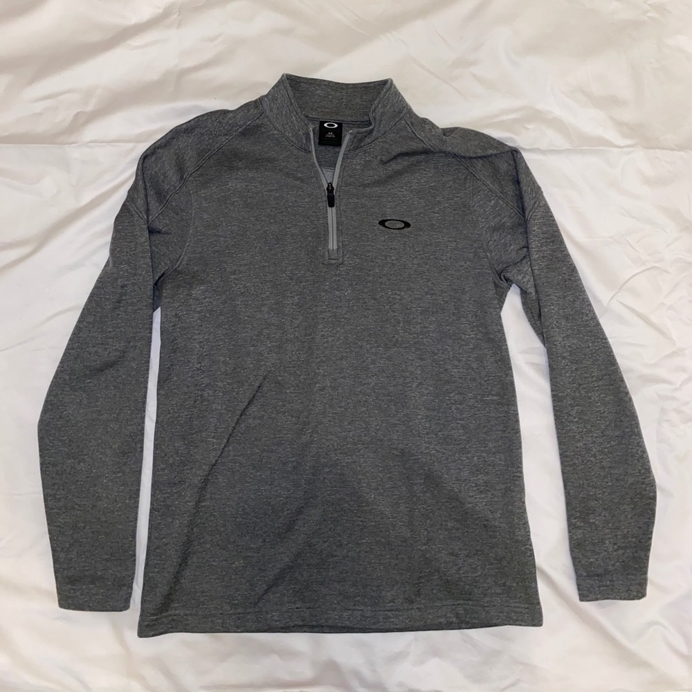 Oakley 1/4 zip crew neck